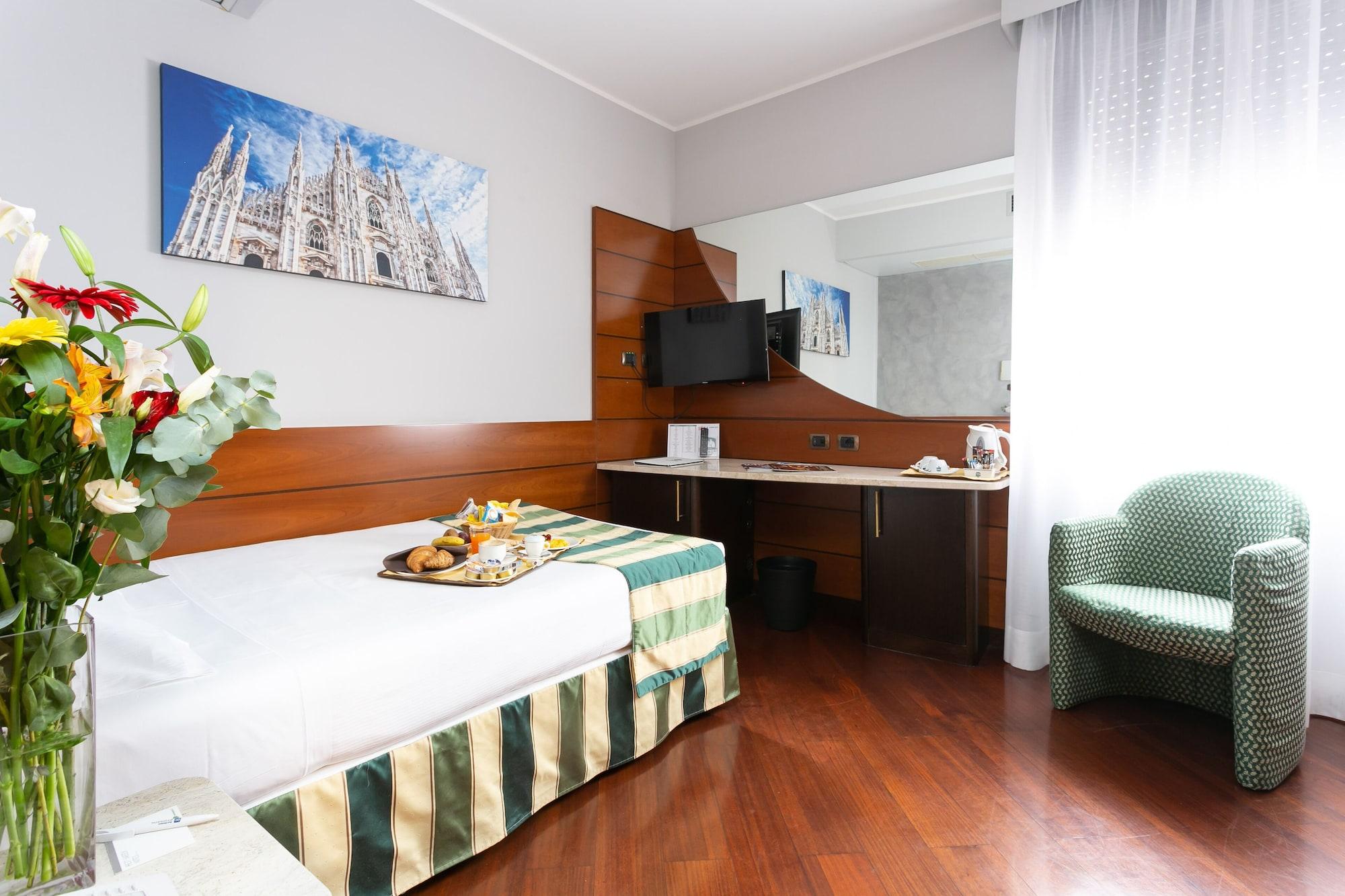 Mirage Sure Collection By Western Hotel 4*